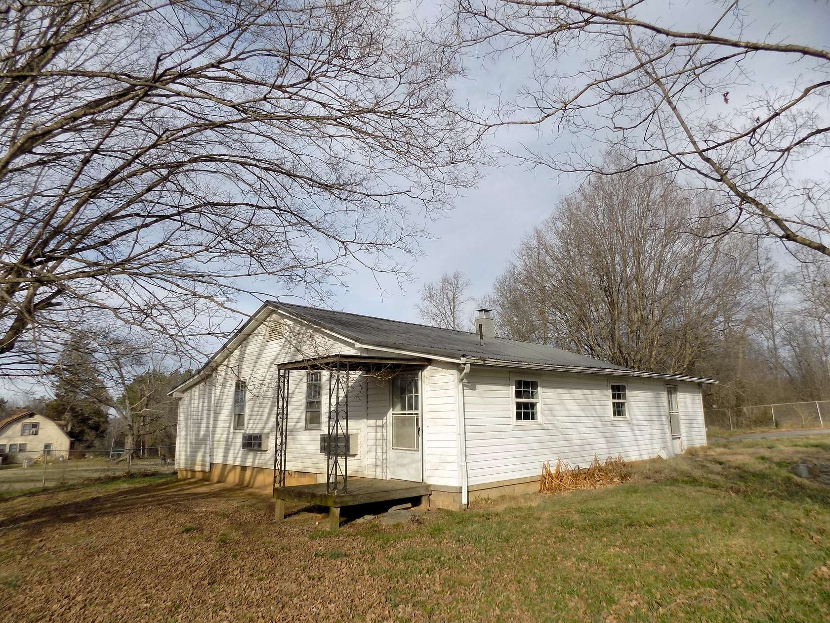 5 Acres of Land with Home for Sale in Jefferson City, Tennessee