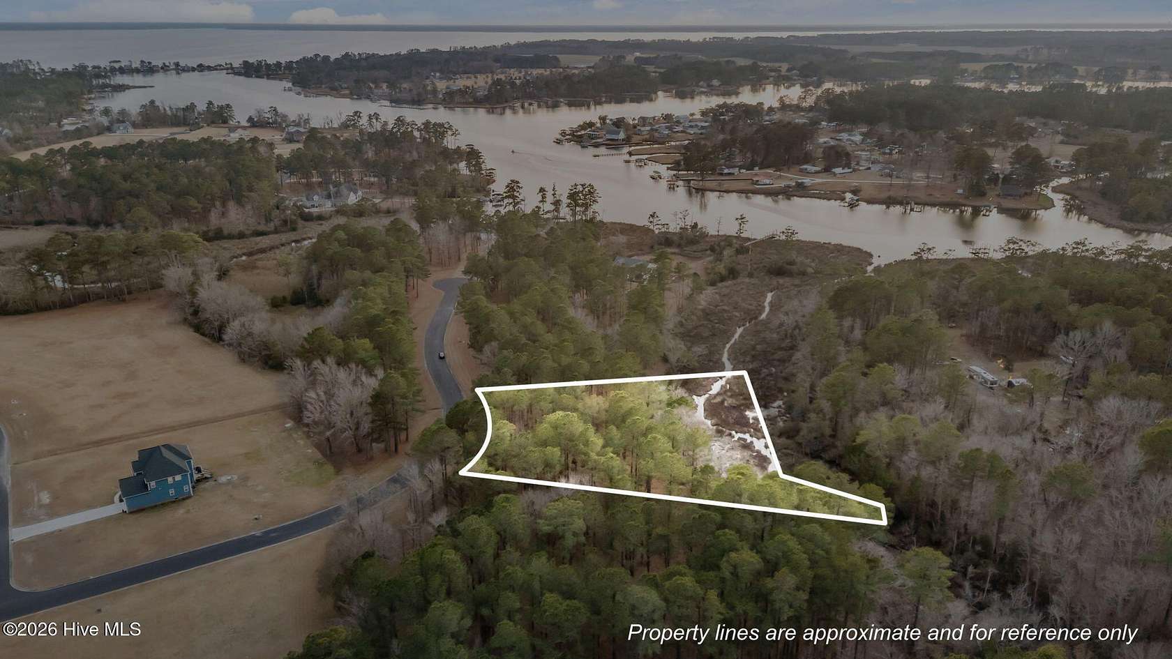 1 Acre of Residential Land for Sale in Oriental, North Carolina