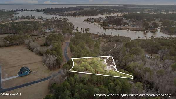 1 Acre of Residential Land for Sale in Oriental, North Carolina