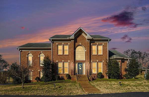 3.2 Acres of Residential Land with Home for Sale in Madison, Tennessee