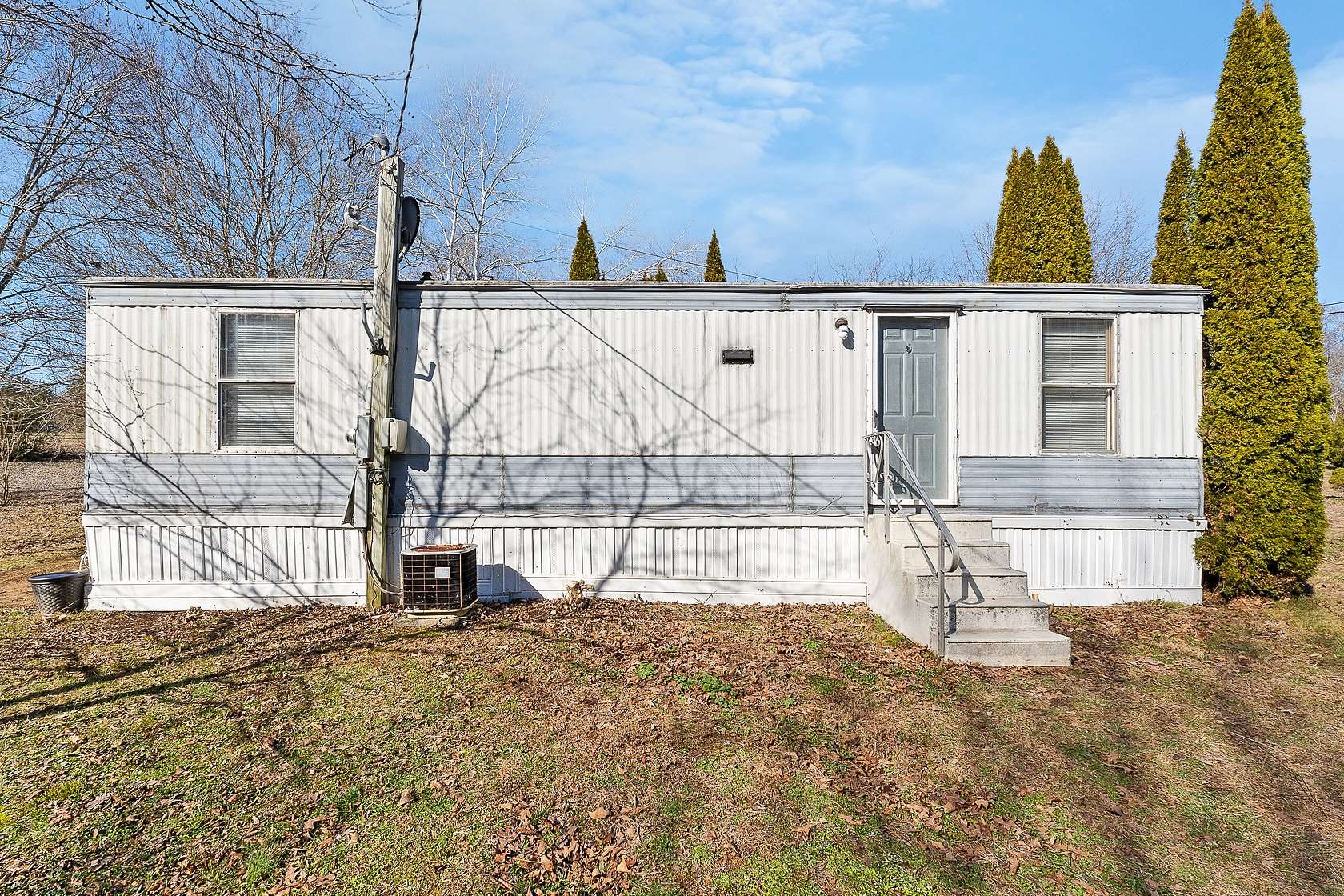 0.56 Acres of Land with Home for Sale in Rock Island, Tennessee