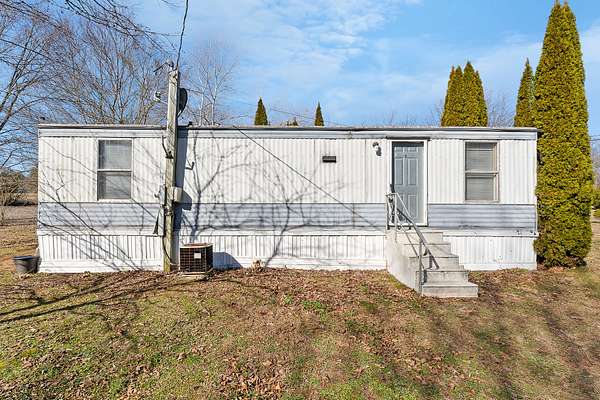 0.56 Acres of Residential Land with Home for Sale in Rock Island, Tennessee