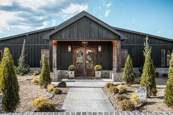 13.1 Acres of Land with Home for Sale in McMinnville, Tennessee