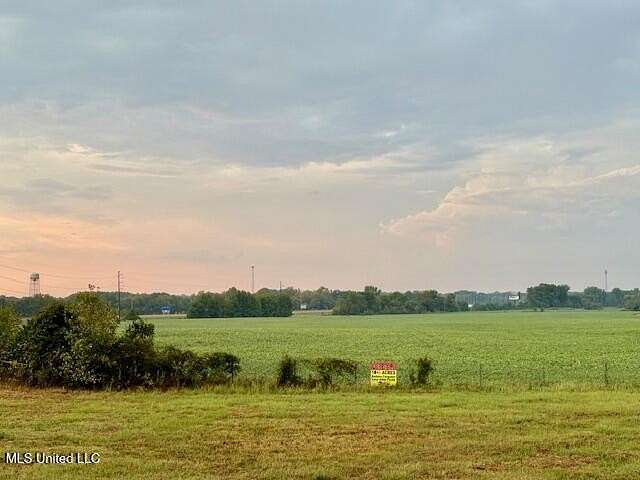 15 Acres of Land for Sale in Senatobia, Mississippi