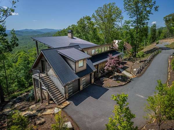 1.64 Acres of Residential Land with Home for Sale in Mineral Bluff, Georgia