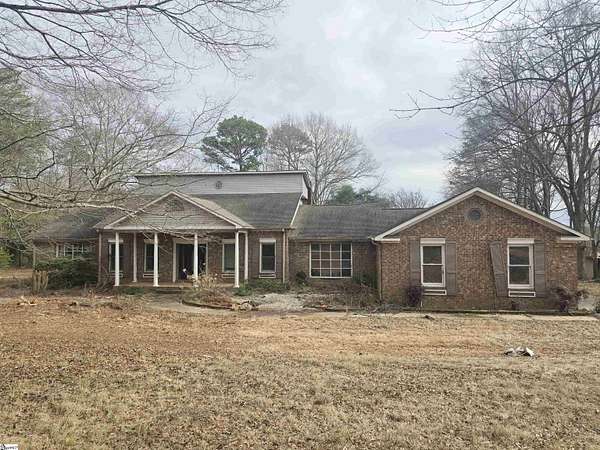 1.65 Acres of Residential Land with Home for Sale in Spartanburg, South Carolina