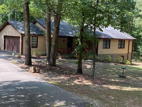 3.12 Acres of Residential Land with Home for Sale in Stockbridge, Georgia