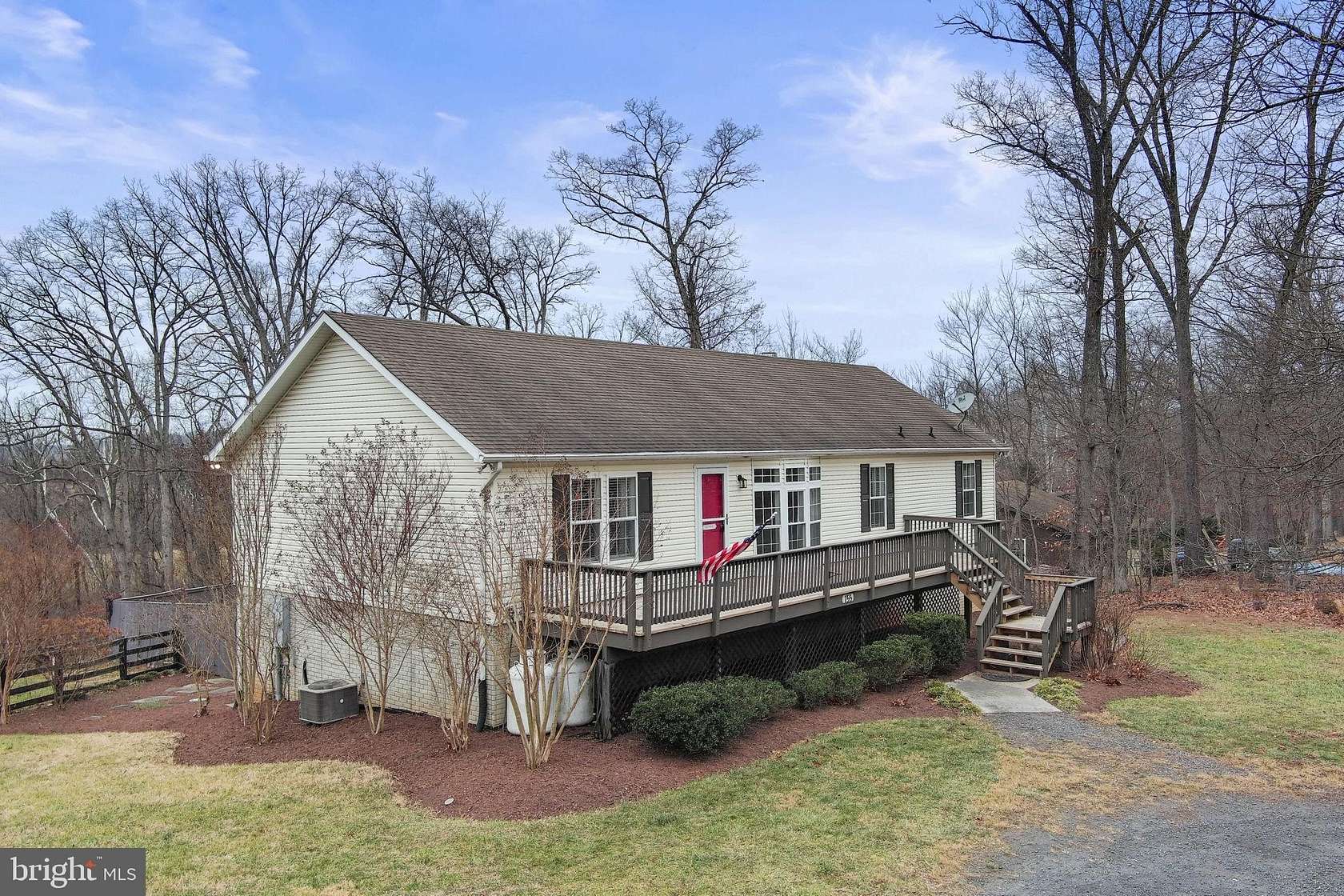 3.49 Acres of Residential Land with Home for Sale in Front Royal, Virginia