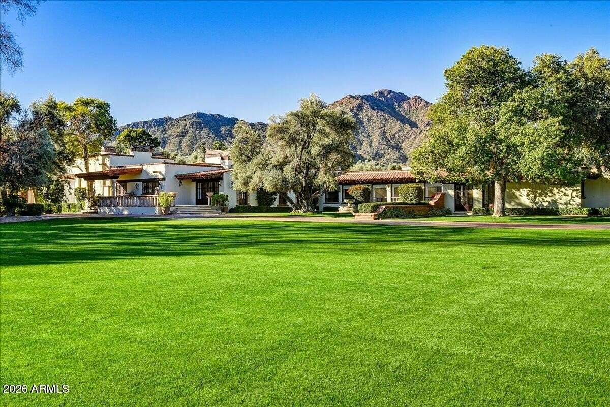9.14 Acres of Land with Home for Sale in Paradise Valley, Arizona