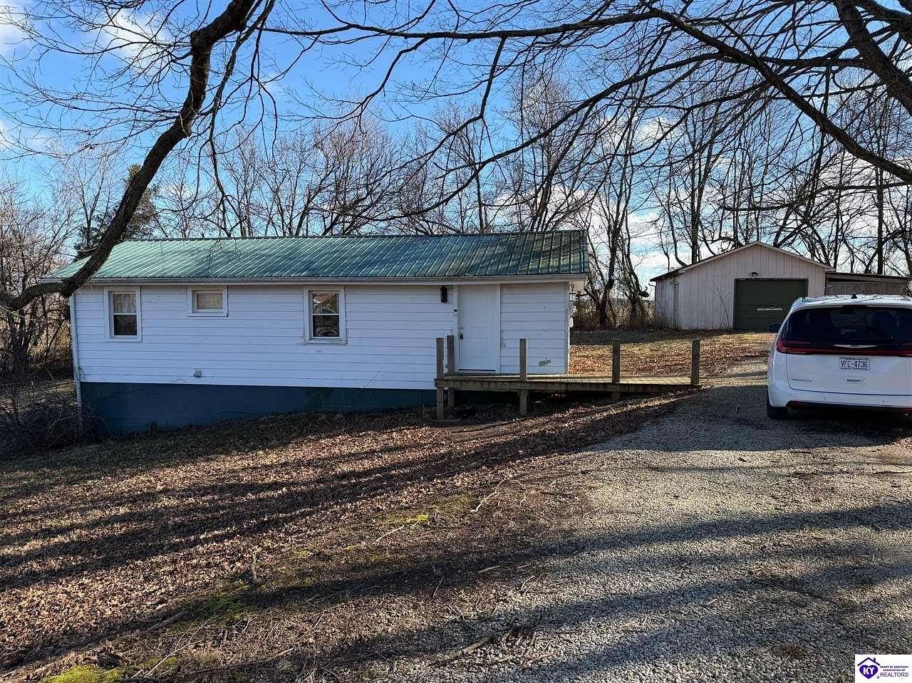 1.67 Acres of Residential Land with Home for Sale in Brandenburg, Kentucky