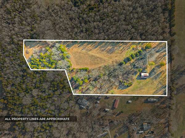 5 Acres of Land for Sale in Bethpage, Tennessee