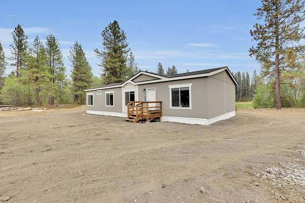 10.3 Acres of Land with Home for Sale in Cheney, Washington