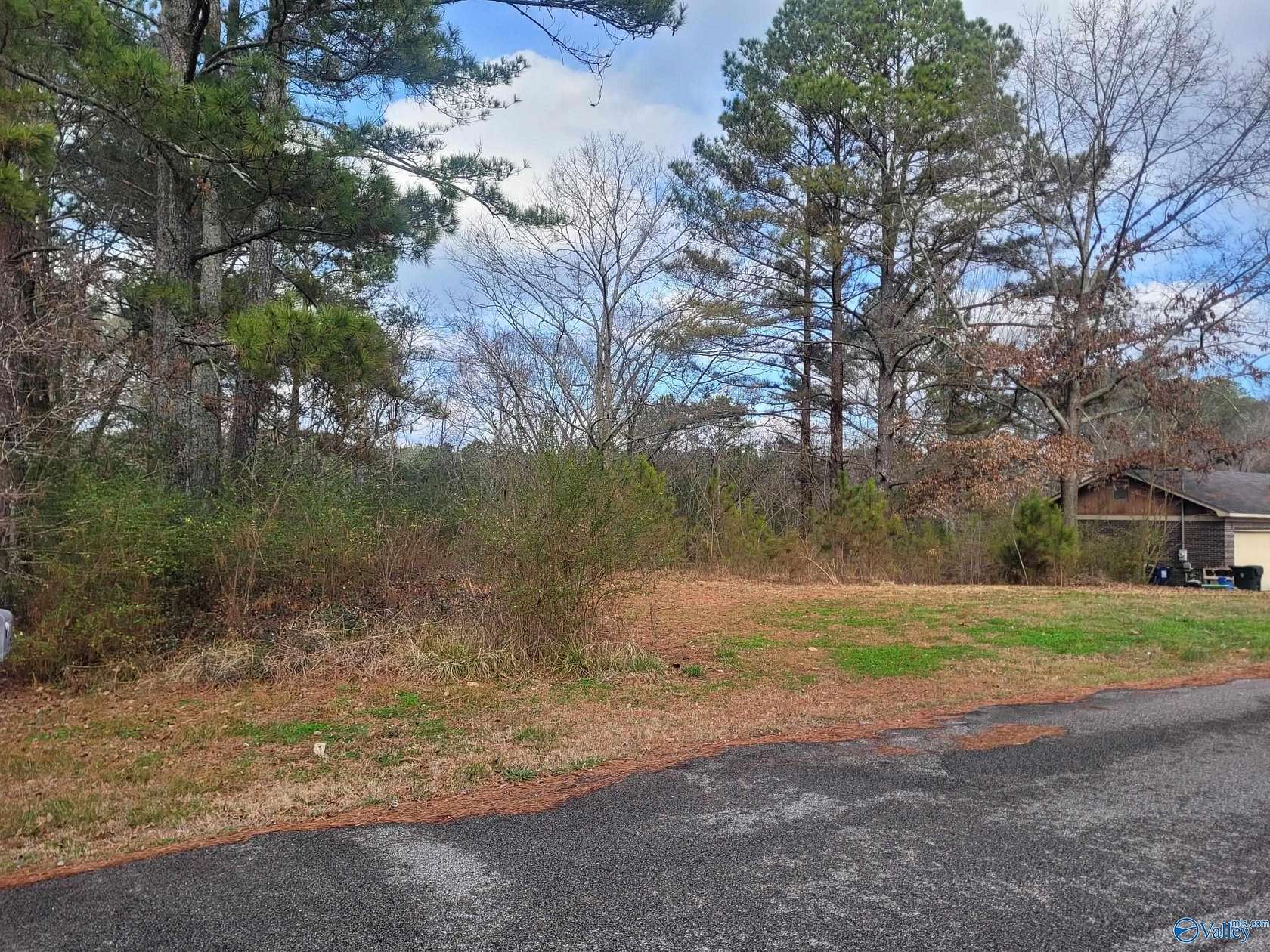 0.28 Acres of Land for Sale in New Hope, Alabama