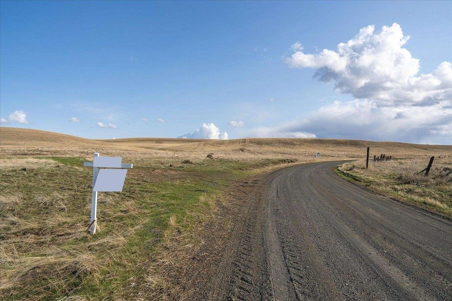 208 Acres of Land for Sale in Davenport, Washington