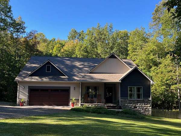 1.7 Acres of Residential Land with Home for Sale in Monterey, Tennessee