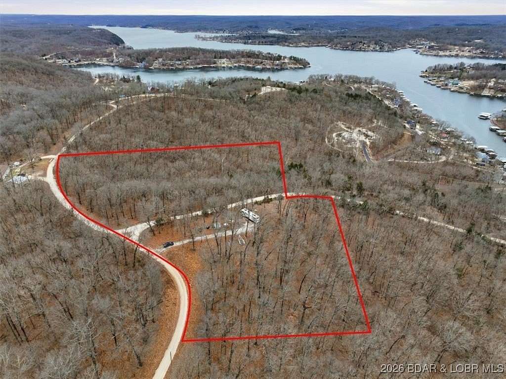 8 Acres of Residential Land for Sale in Gravois Mills, Missouri