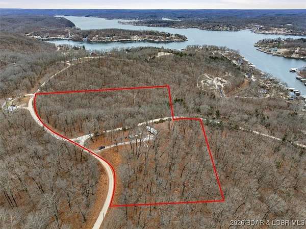 8 Acres of Residential Land for Sale in Gravois Mills, Missouri