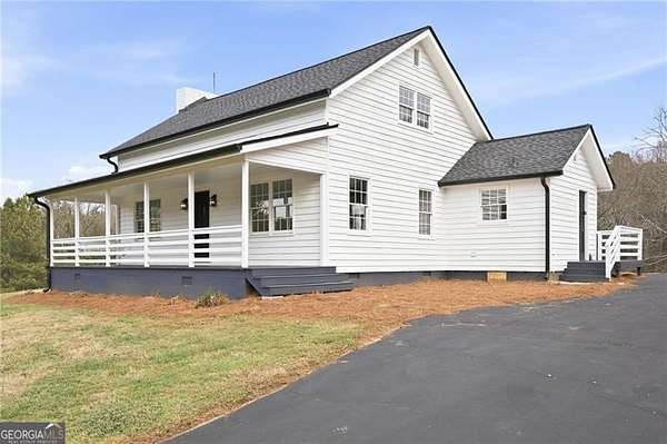 5.19 Acres of Residential Land with Home for Sale in Cartersville, Georgia