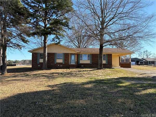 1.5 Acres of Land with Home for Sale in London, Arkansas
