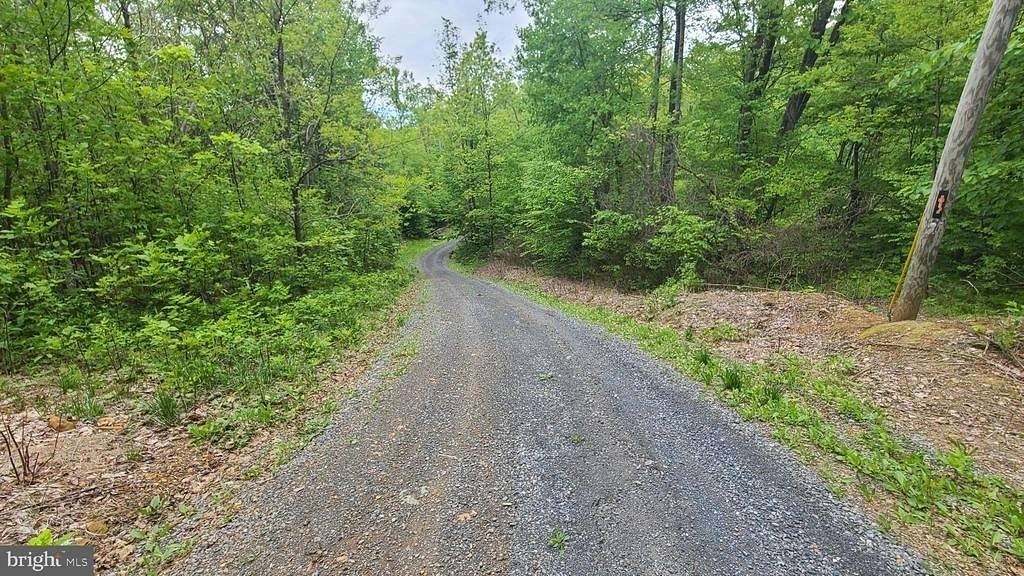 5 Acres of Residential Land for Sale in Linden, Virginia