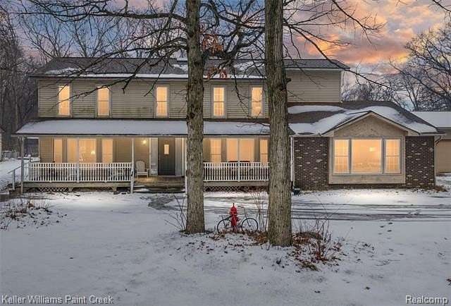 4 Acres of Land with Home for Sale in Commerce Township, Michigan