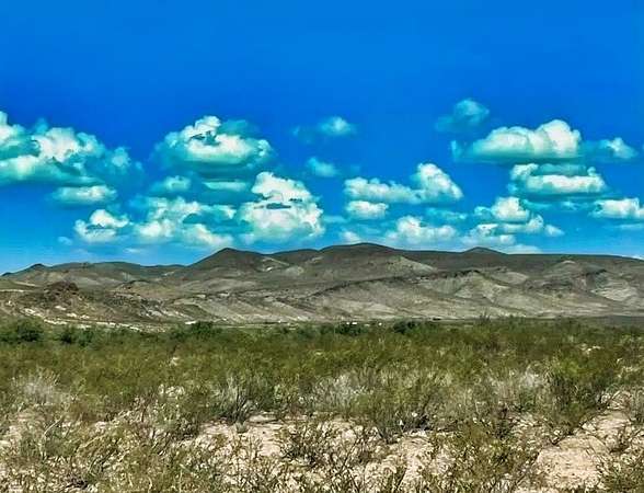 320 Acres of Land for Sale in Marfa, Texas