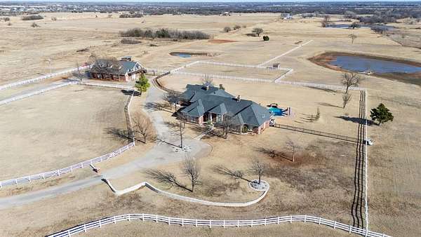 43.3 Acres of Land with Home for Sale in Edmond, Oklahoma