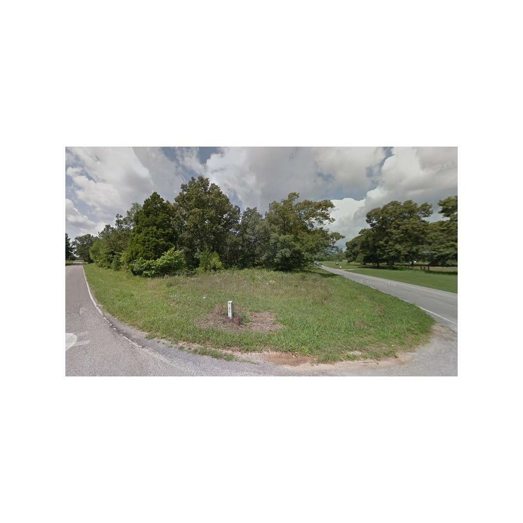 1.7 Acres of Residential Land for Sale in Tullahoma, Tennessee