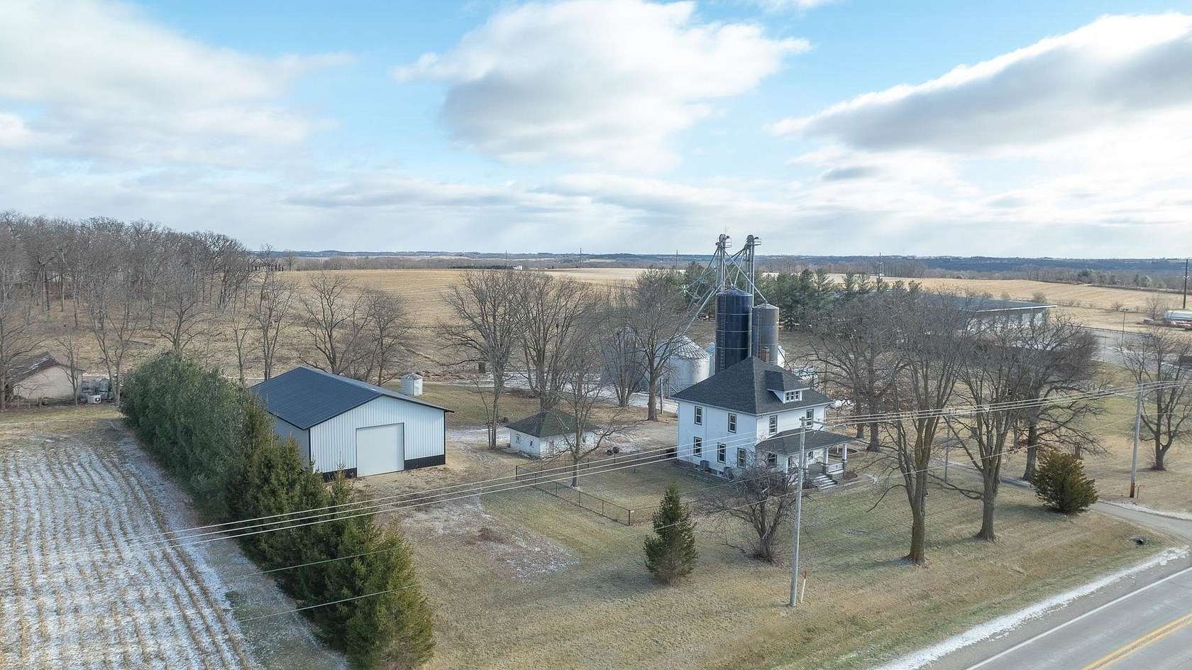 2.44 Acres of Residential Land with Home for Sale in Pecatonica, Illinois