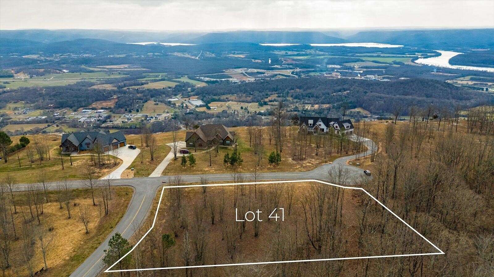 1.1 Acres of Residential Land for Sale in Jasper, Tennessee