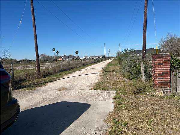 5 Acres of Land for Sale in Corpus Christi, Texas