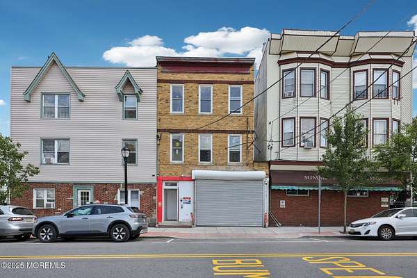 0.05 Acres of Commercial Land for Lease in Union City, New Jersey