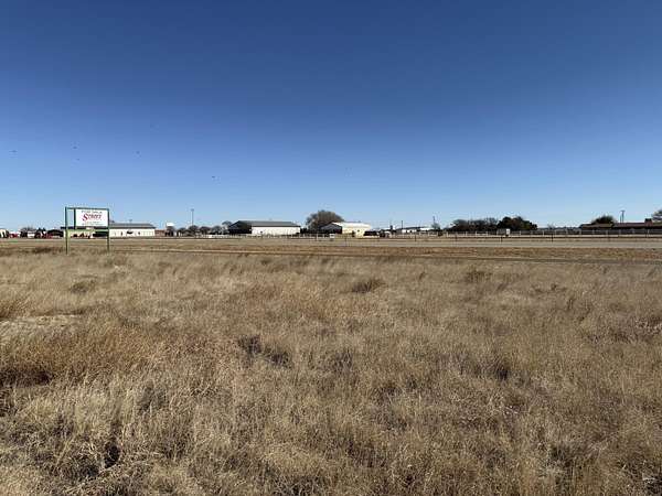 10 Acres of Commercial Land for Sale in Plainview, Texas
