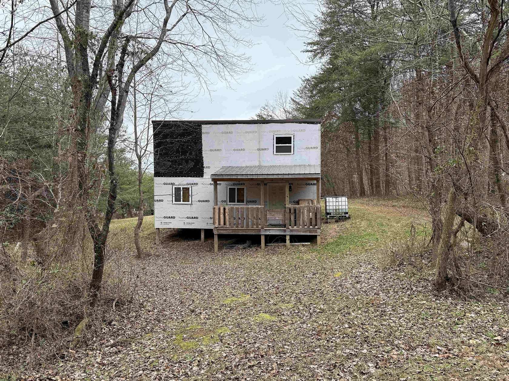 5.5 Acres of Residential Land with Home for Sale in Patriot, Ohio