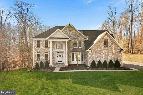 5 Acres of Residential Land with Home for Lease in Fairfax Station, Virginia