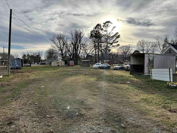 0.33 Acres of Commercial Land for Sale in Obion, Tennessee