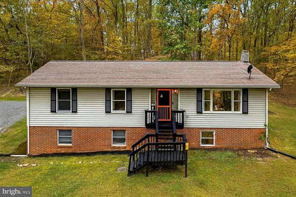 2 Acres of Residential Land with Home for Sale in Front Royal, Virginia