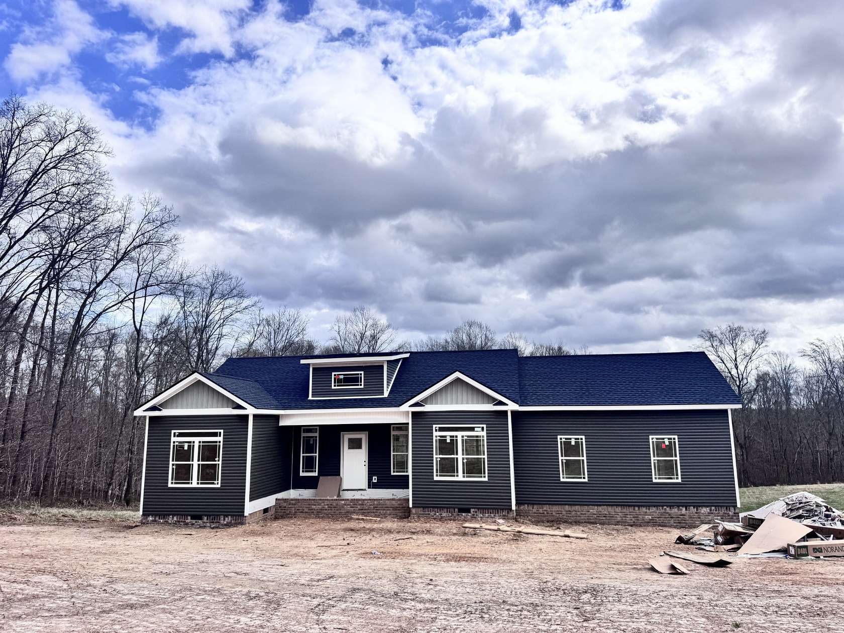 2.52 Acres of Land with Home for Sale in Charlotte, Tennessee