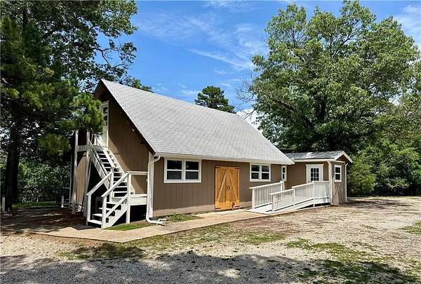 5.36 Acres of Improved Commercial Land for Sale in Eureka Springs, Arkansas