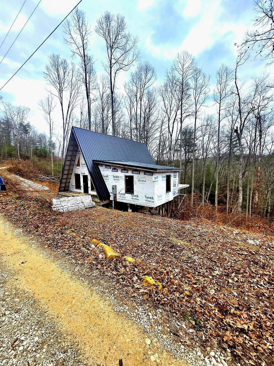 1.74 Acres of Land with Home for Sale in Campton, Kentucky