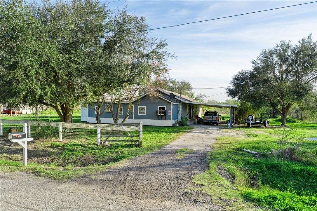 1.52 Acres of Residential Land with Home for Sale in Corpus Christi, Texas