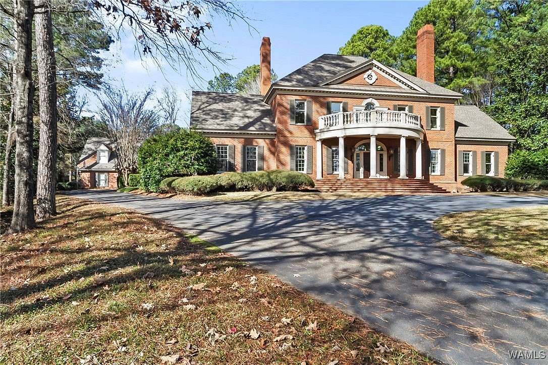 1.77 Acres of Residential Land with Home for Sale in Tuscaloosa, Alabama