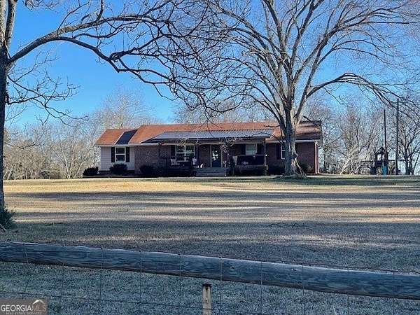 4.6 Acres of Residential Land with Home for Sale in Thomaston, Georgia