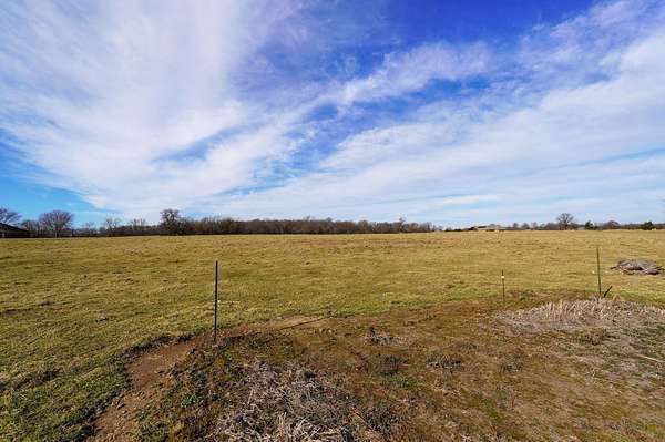 10.1 Acres of Land for Sale in Springfield, Missouri