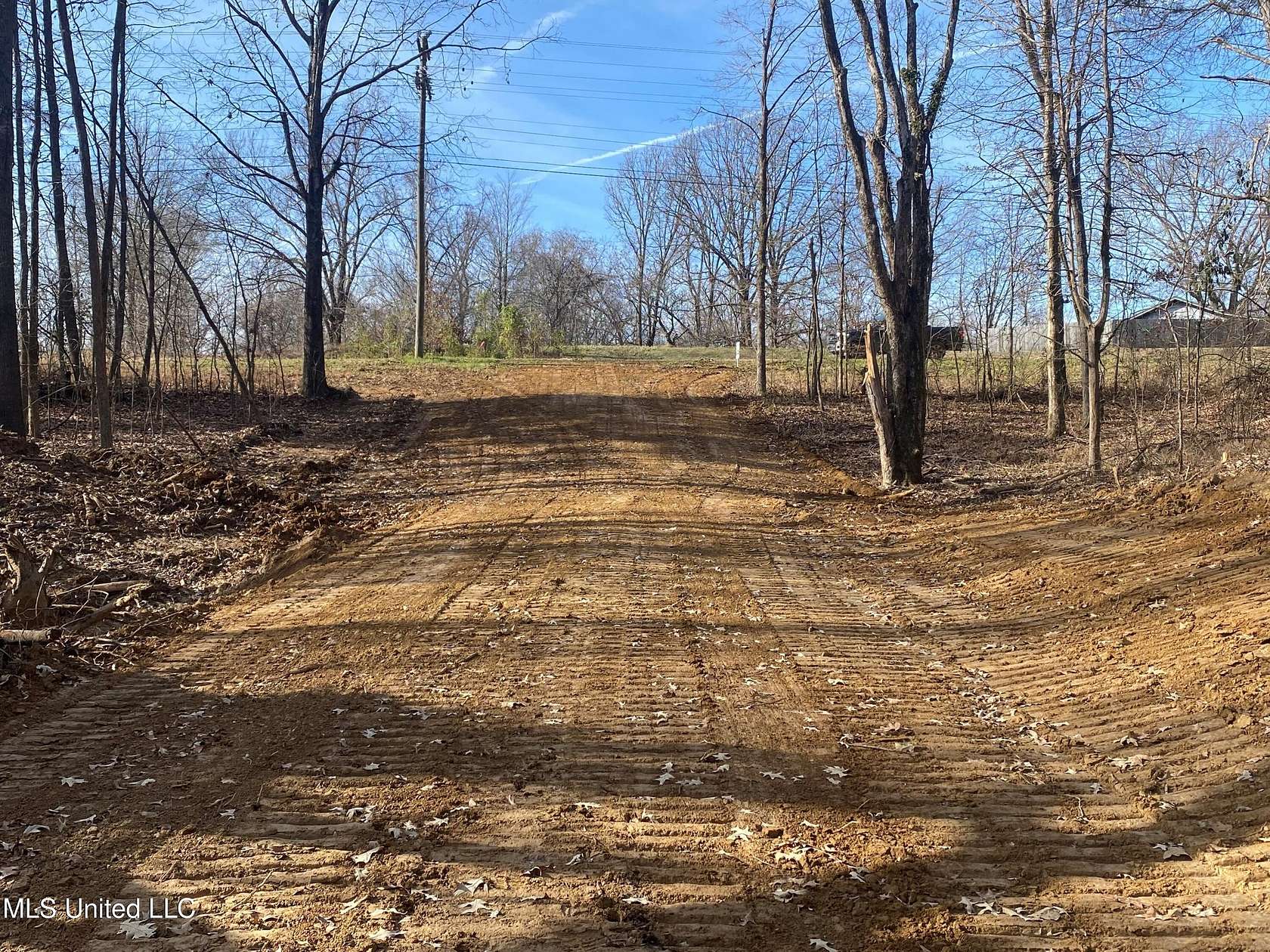 10 Acres of Residential Land for Sale in Sarah, Mississippi