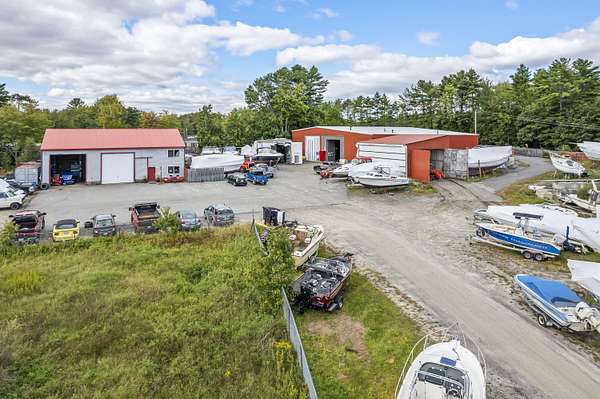 2.66 Acres of Improved Commercial Land for Sale in Topsham, Maine
