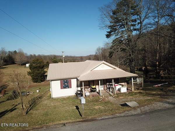 15.5 Acres of Land with Home for Sale in Grandview, Tennessee