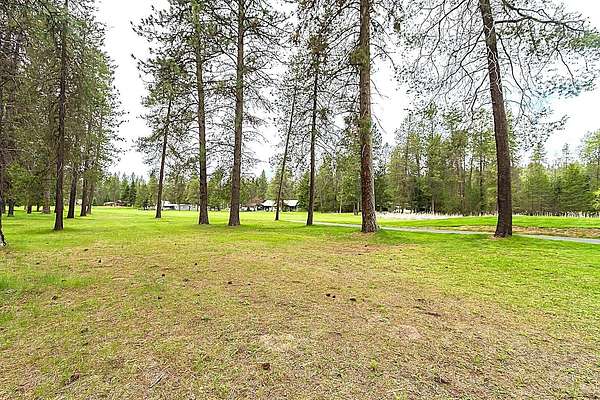 0.33 Acres of Residential Land for Sale in Chewelah, Washington
