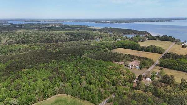 40.4 Acres of Recreational & Residential Land for Sale in Lancaster, Virginia