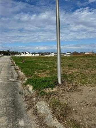 1 Acre of Land for Sale in Westwego, Louisiana